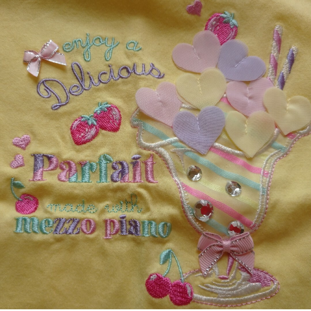 mezzo piano(メゾピアノ)のmezzo piano　半袖Tシャツ　黄色　130 キッズ/ベビー/マタニティのキッズ服女の子用(90cm~)(Tシャツ/カットソー)の商品写真