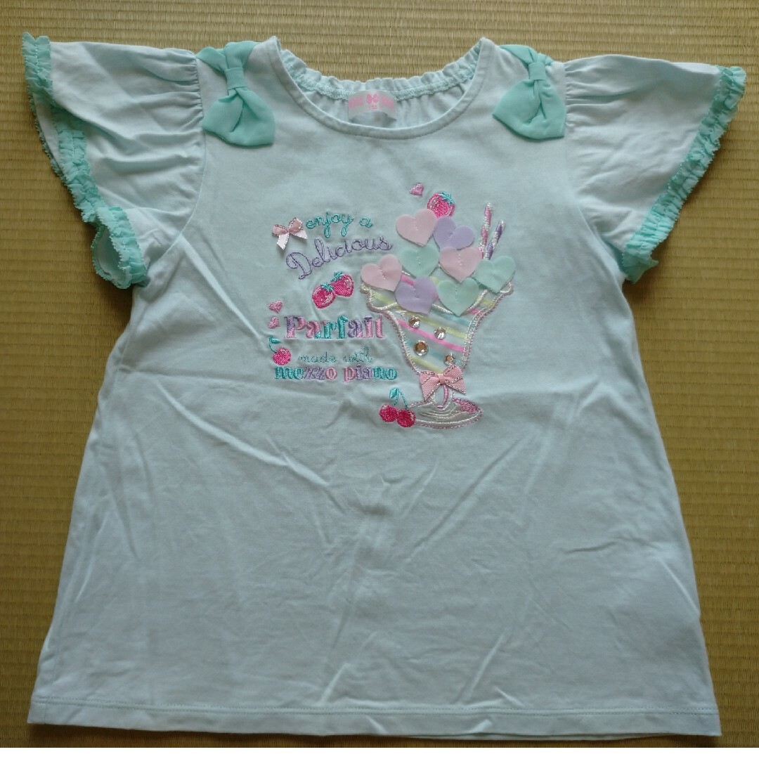 mezzo piano(メゾピアノ)のmezzo piano　半袖Tシャツ　水色　130 キッズ/ベビー/マタニティのキッズ服女の子用(90cm~)(Tシャツ/カットソー)の商品写真