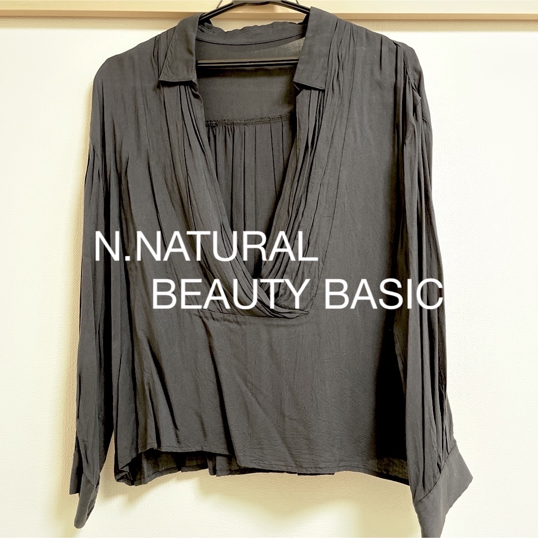 N.Natural beauty basic(エヌナチュラルビューティーベーシック)のN.NATURAL BEAUTY BASIC ブラウス　シャツ レディースのトップス(シャツ/ブラウス(長袖/七分))の商品写真