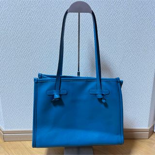 ジャンニキャリーニ(GIANNI CHIARINI)のジャンニキャリーニ マルチェッラ レザー トートバッグ グリーン ブルー S(トートバッグ)