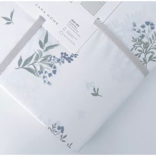 ZARA HOME - 新品 ZARA HOME ザラホーム ミニブーケ プリント フラットシーツ