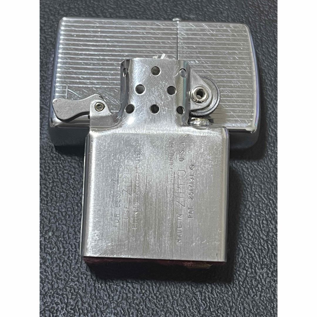 ZIPPO(ジッポー)の1968年製ヴィンテージZIPPOジッポー「エンジンターン」 メンズのファッション小物(タバコグッズ)の商品写真