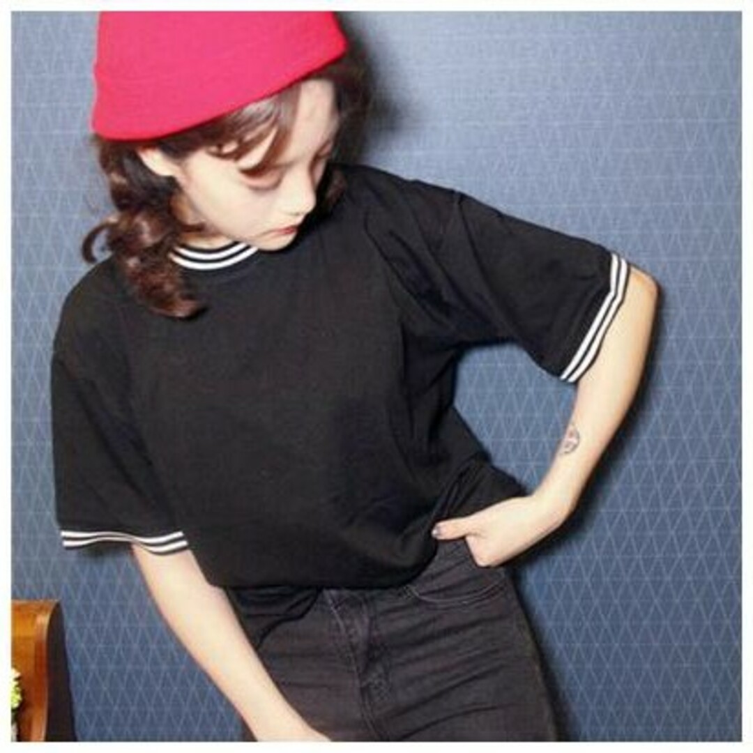 dholic(ディーホリック)の在庫処分　韓国風　オルチャン　スポーティー　シンプル　Tシャツ レディースのトップス(Tシャツ(半袖/袖なし))の商品写真