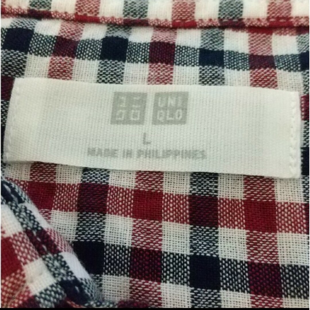 ユニクロ　半袖シャツ、　チェック　赤　青　白 メンズのトップス(シャツ)の商品写真