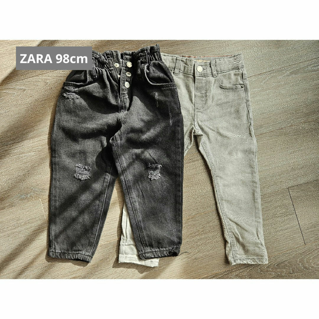 ZARA(ザラ)の【新品未使用】ZARA　2-3y デニム　2本セット キッズ/ベビー/マタニティのキッズ服男の子用(90cm~)(パンツ/スパッツ)の商品写真