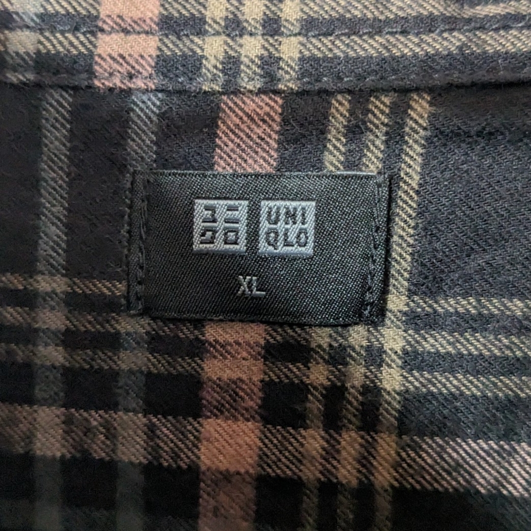 UNIQLO(ユニクロ)のUNIQLO コットン チェックシャツ 長袖 レディース ブラック 黒 XL レディースのトップス(シャツ/ブラウス(長袖/七分))の商品写真