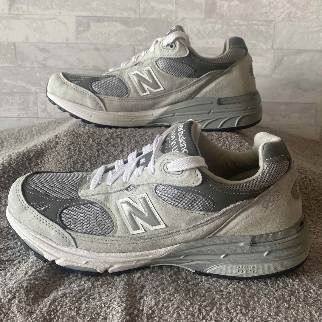 New Balance(ニューバランス)の★美品★ニューバランスMR993GL★27.5cm メンズの靴/シューズ(スニーカー)の商品写真