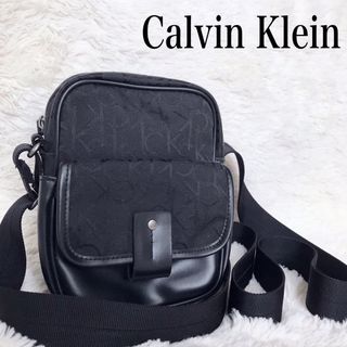 Calvin Klein - 極美品 Calvin Klein モノグラム ボックス ショルダーバッグ レザー