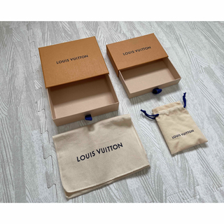ルイヴィトン(LOUIS VUITTON)のVUITTON 空箱 2個セット(ショップ袋)