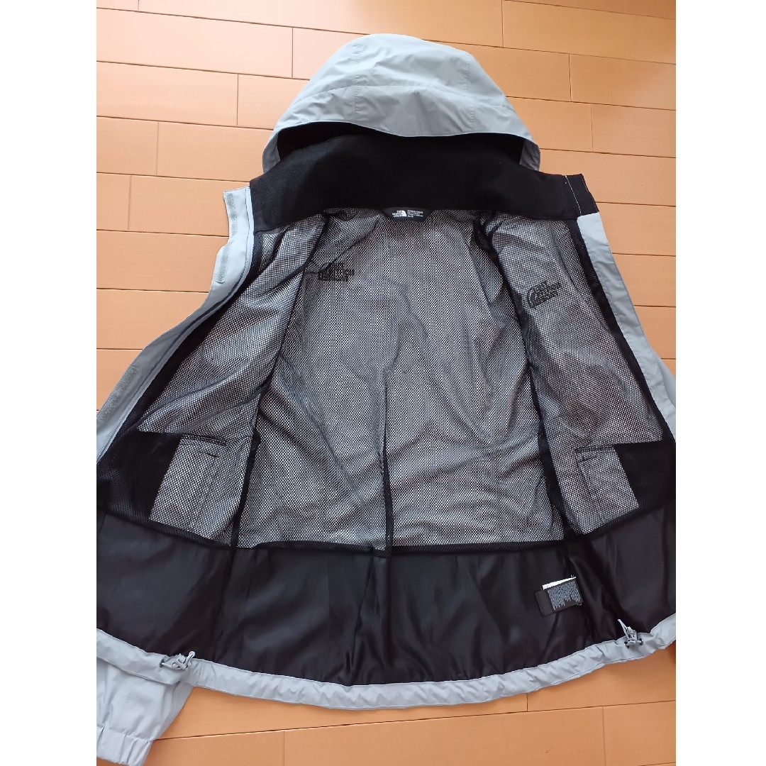 THE NORTH FACE(ザノースフェイス)のノースフェイス レディースS ジャンパー レディースのジャケット/アウター(ナイロンジャケット)の商品写真