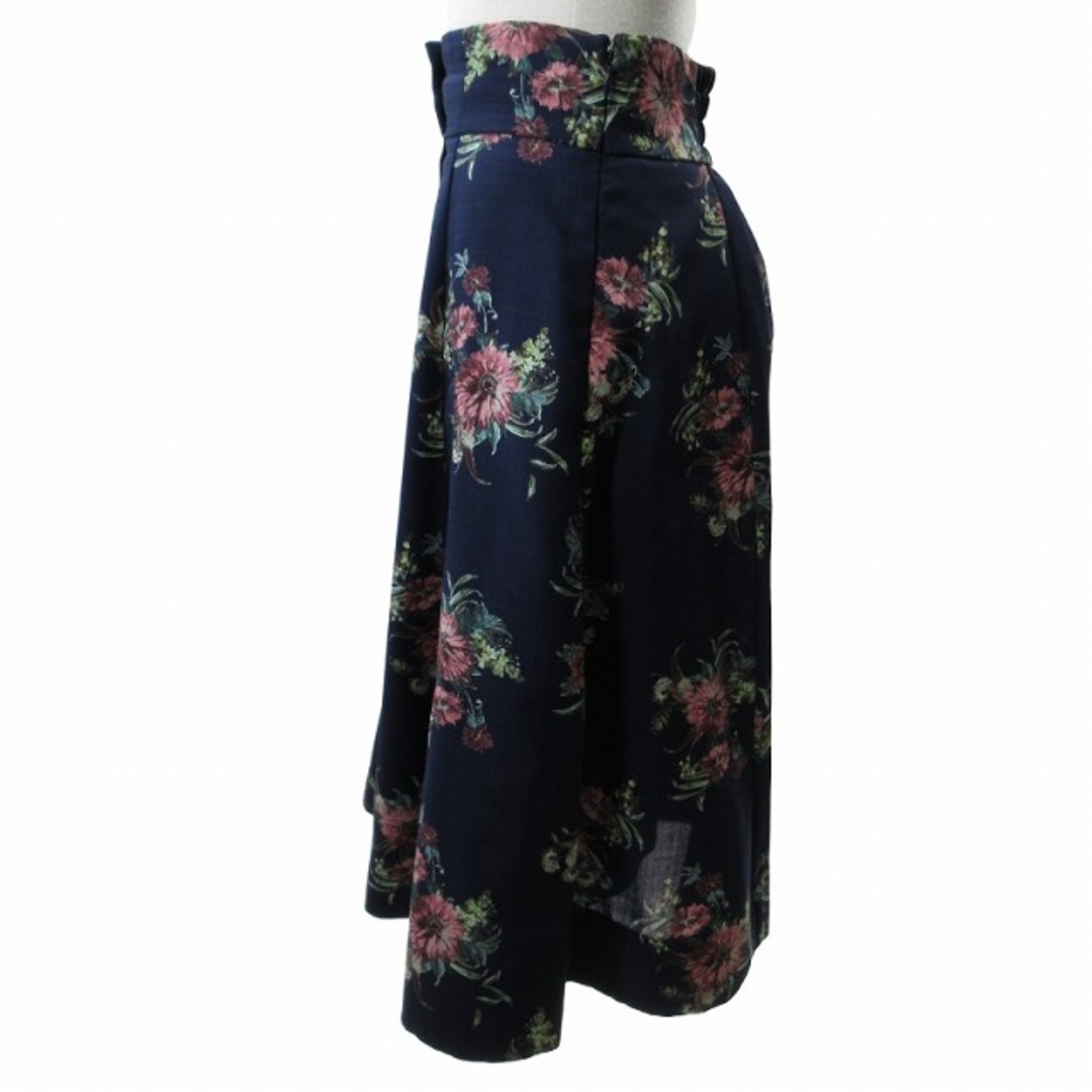 Apuweiser-riche(アプワイザーリッシェ)のアプワイザーリッシェ 美品 19SS フレア スカート 花柄 ロング丈 紺 0 レディースのスカート(ロングスカート)の商品写真