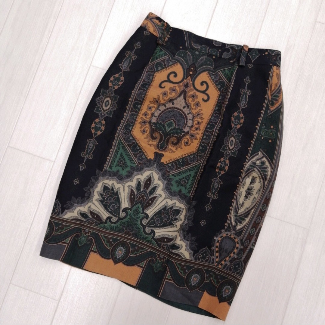 ETRO(エトロ)のエトロ ETRO シルク混 ペイズリー柄 ひざ丈 タイト ラップスカート レディースのスカート(ひざ丈スカート)の商品写真