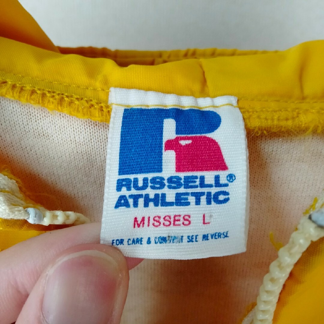 Russell Athletic(ラッセルアスレティック)の90s ストリート　ラッセル　アノラックパーカー　デカロゴ　古着　オーバーサイズ メンズのジャケット/アウター(ナイロンジャケット)の商品写真