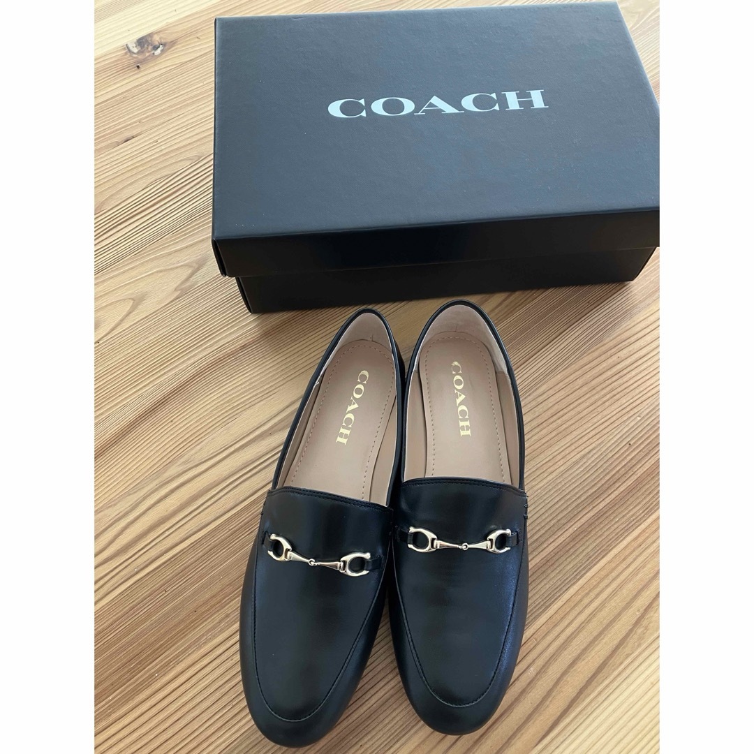 COACH(コーチ)の【新品】COACH   HALEY LEATHER LOAFER レディースの靴/シューズ(ローファー/革靴)の商品写真