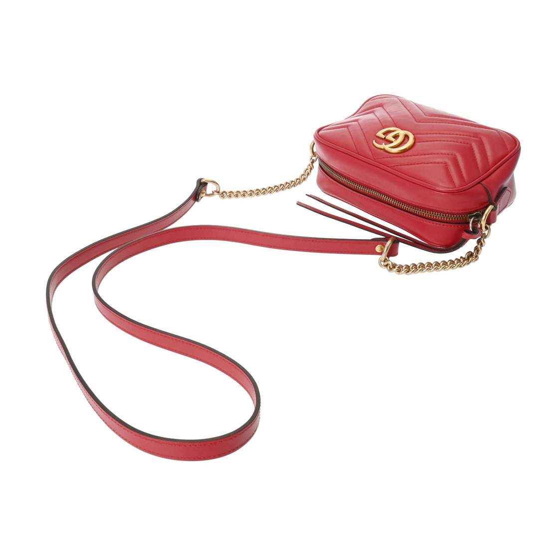 Gucci(グッチ)のグッチ GGマーモント キルティング ミニバッグ ショルダーバッグ 赤 レディースのバッグ(ショルダーバッグ)の商品写真