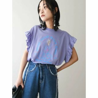 グリーンパークス(green parks)の【パープル】DoubleFlags フリルショルダープリントTEE 24SS/レディース/夏/クルーネック/着映え/(カットソー(長袖/七分))