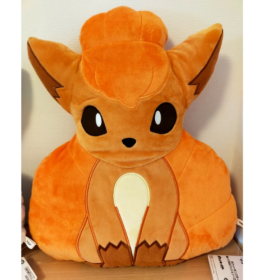 ポケモン - ロコンぬいぐるみクッションセットの通販 by ちび ポケモン - ロコンぬいぐるみクッションセットの通販 by ちび