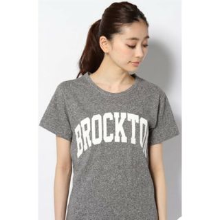 DEUXIEME CLASSE - Deuxieme Classeドゥーズィエムクラス BROCKTONロゴTシャツ