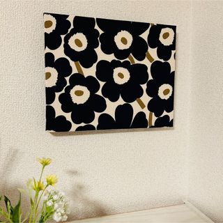 marimekko - 【廃盤稀少】マリメッコ 生地 ハンドメイド ケサトリ② marimekko - 【廃盤稀少】マリメッコ 生地 ハンドメイド ケサトリ②