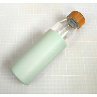 ネスプレッソ(NESPRESSO)のNespressoガラス製ウォーターボトル 薄緑 500ml 非売品 限定品(容器)