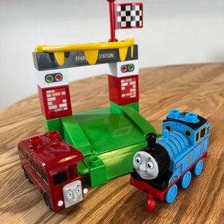 Fisher-Price - メガブロック　バーティ&トーマス　ファーカー駅