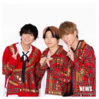 ニュース(NEWS)の新品送料込みNEWS集合ましかくフォト2022-2023(アイドルグッズ)