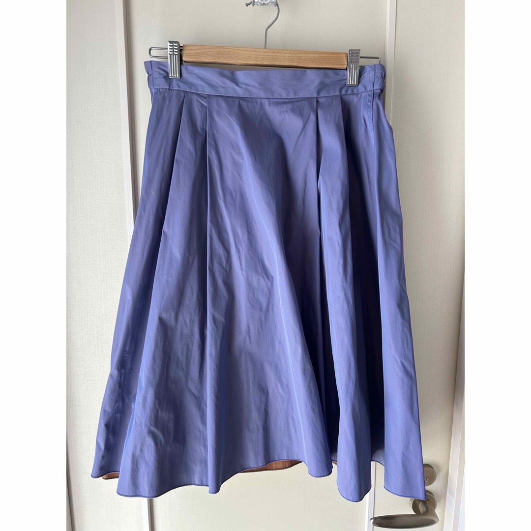 【美品】リバーシブル　フレアスカート レディースのスカート(ひざ丈スカート)の商品写真