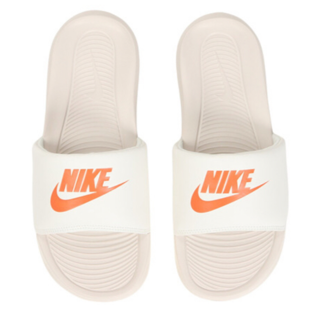 NIKE(ナイキ)の【24.0cm★新品・タグ付】ナイキ　ビクトリー ワン スライド　NIKE レディースの靴/シューズ(サンダル)の商品写真