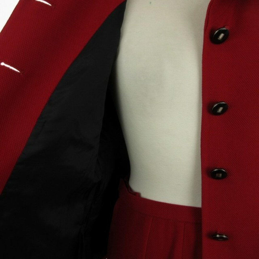 other(アザー)のラピーヌ ブランシュ セットアップ ジャケット スカート 赤  11 L位 レディースのジャケット/アウター(その他)の商品写真
