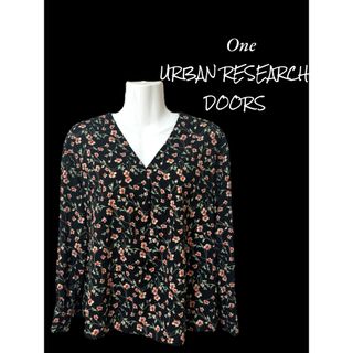 URBAN RESEARCH DOORS - 【URBAN RESEARCH DOORS】花柄ブラウス長袖/ONEサイズ