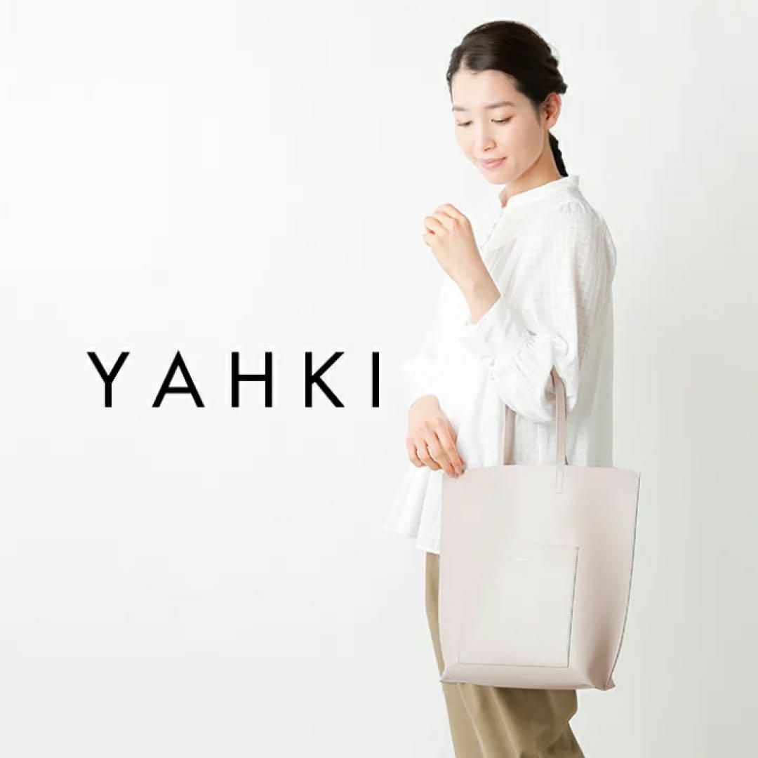 YAHKI(ヤーキ)の■ YAHKI TOTE BAG スムースレザーリバーシブルトートバッグ レディースのバッグ(トートバッグ)の商品写真