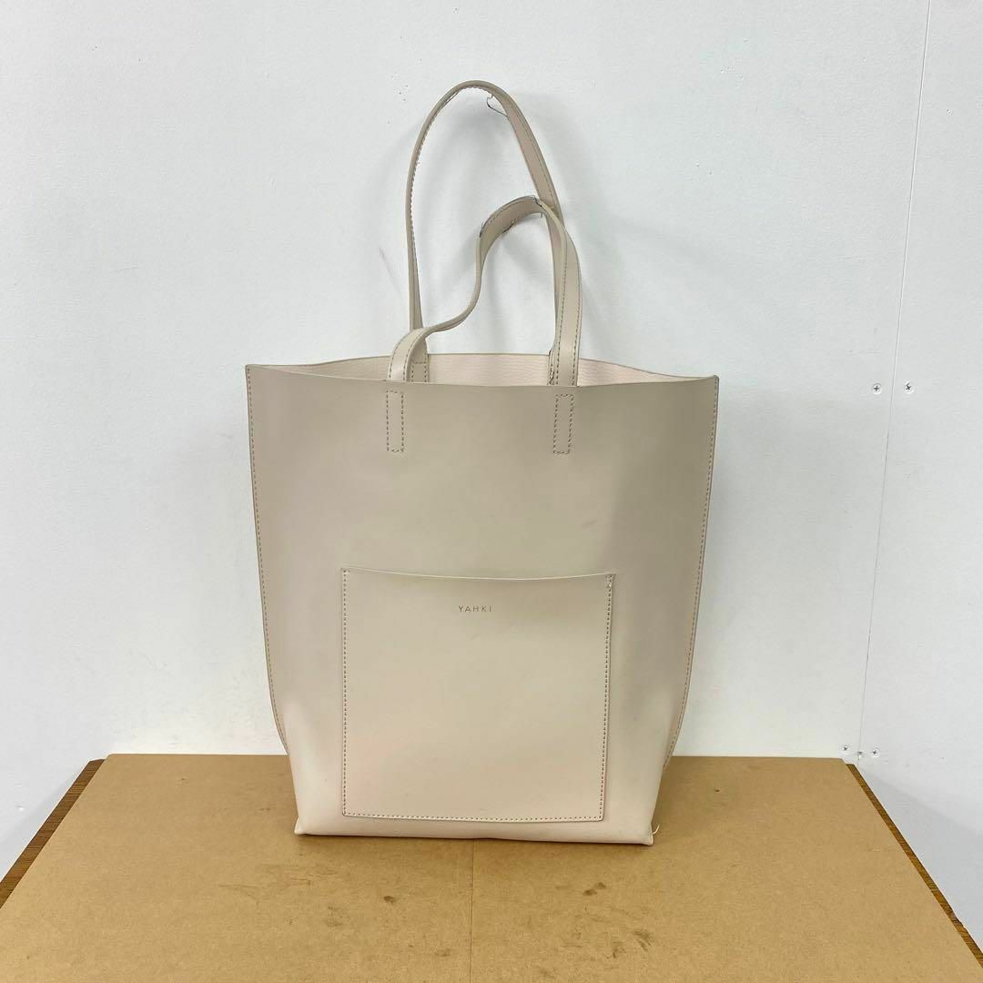 YAHKI(ヤーキ)の■ YAHKI TOTE BAG スムースレザーリバーシブルトートバッグ レディースのバッグ(トートバッグ)の商品写真