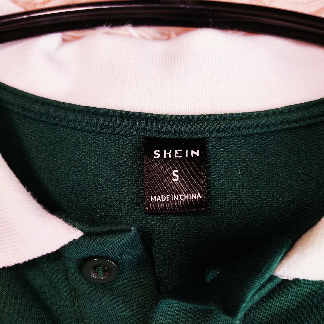 SHEIN(シーイン)のSHEIN  カレッジ風 ポロシャツ  オーバーサイズ ポロシャツ メンズのトップス(ポロシャツ)の商品写真