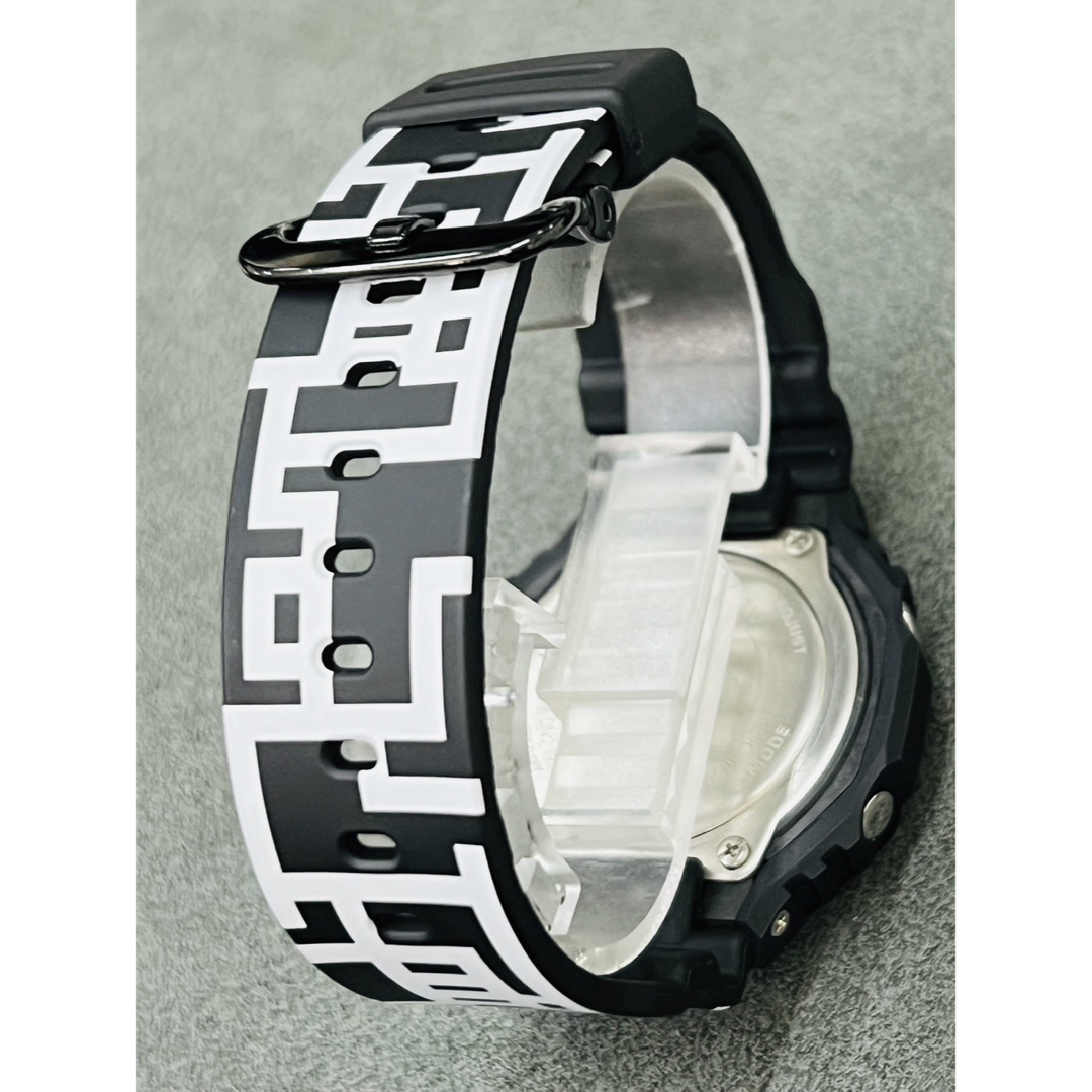 G-SHOCK(ジーショック)のG-SHOCK GUITARHYTHM 布袋 寅泰 GA-2100HT-1AJR メンズの時計(腕時計(アナログ))の商品写真