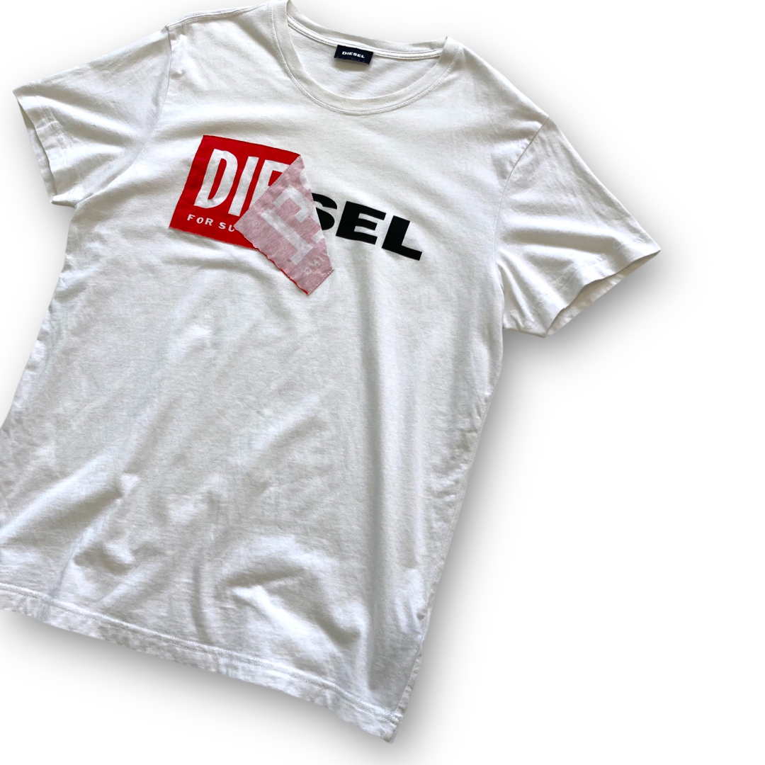 DIESEL(ディーゼル)の【DIESEL】ディーゼル 剥がれロゴ Tシャツ 半袖tシャツ ホワイト (L) メンズのトップス(Tシャツ/カットソー(半袖/袖なし))の商品写真