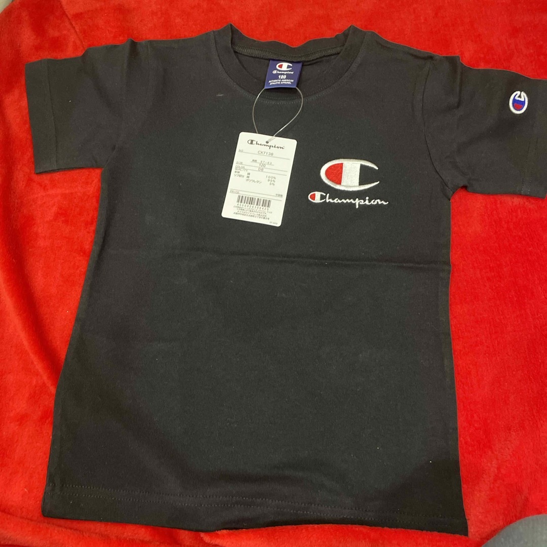 Champion(チャンピオン)のチャンピオン半袖120cmブラック キッズ/ベビー/マタニティのキッズ服男の子用(90cm~)(Tシャツ/カットソー)の商品写真