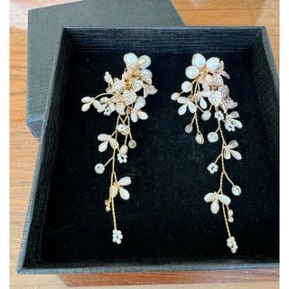 結婚式　ウェディングアクセサリー　ピアス　パール　ブライダル　ピンクゴールド 花(ピアス)