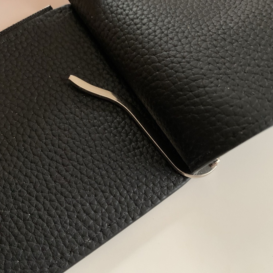 本革　レザー　デザイン　マネークリップ付き　カードケース　ブラック メンズのファッション小物(折り財布)の商品写真