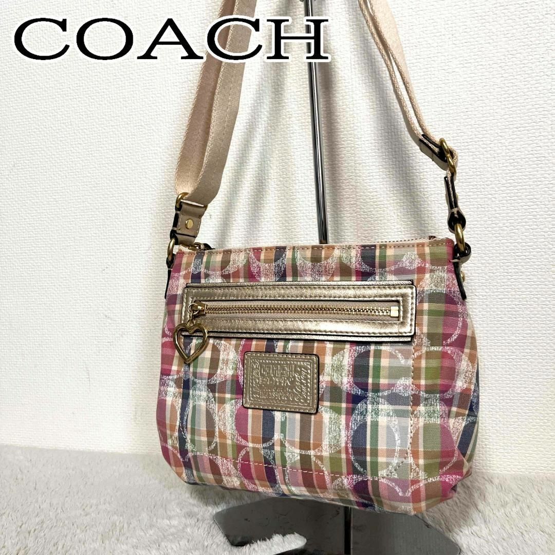 COACH(コーチ)の美品✨COACH コーチショルダーバッグハンドバッグマルチカラーシグネチャー総柄 レディースのバッグ(ショルダーバッグ)の商品写真