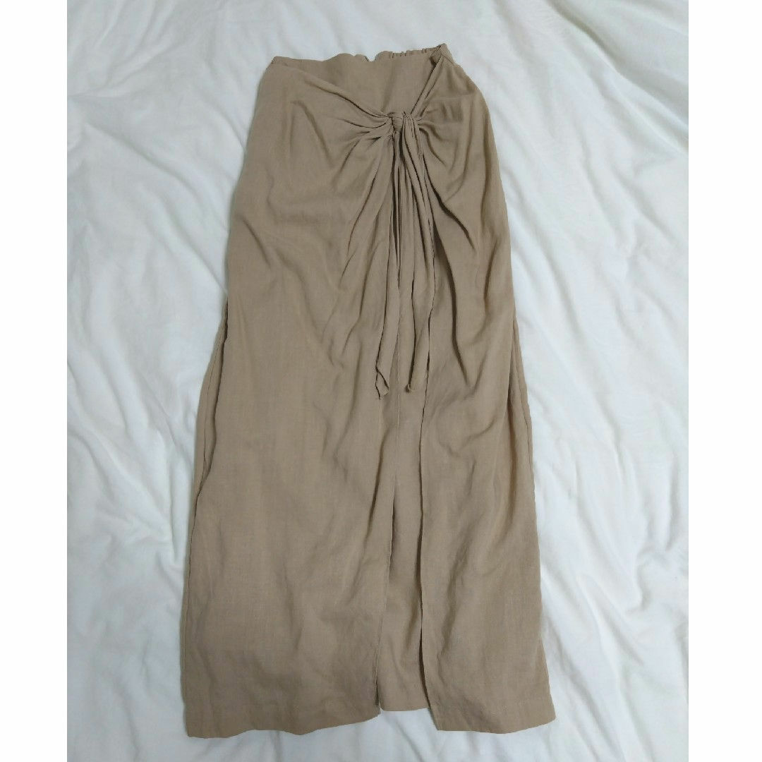 BLATE ロングスカート　ラップスカート　ベージュ レディースのスカート(ロングスカート)の商品写真