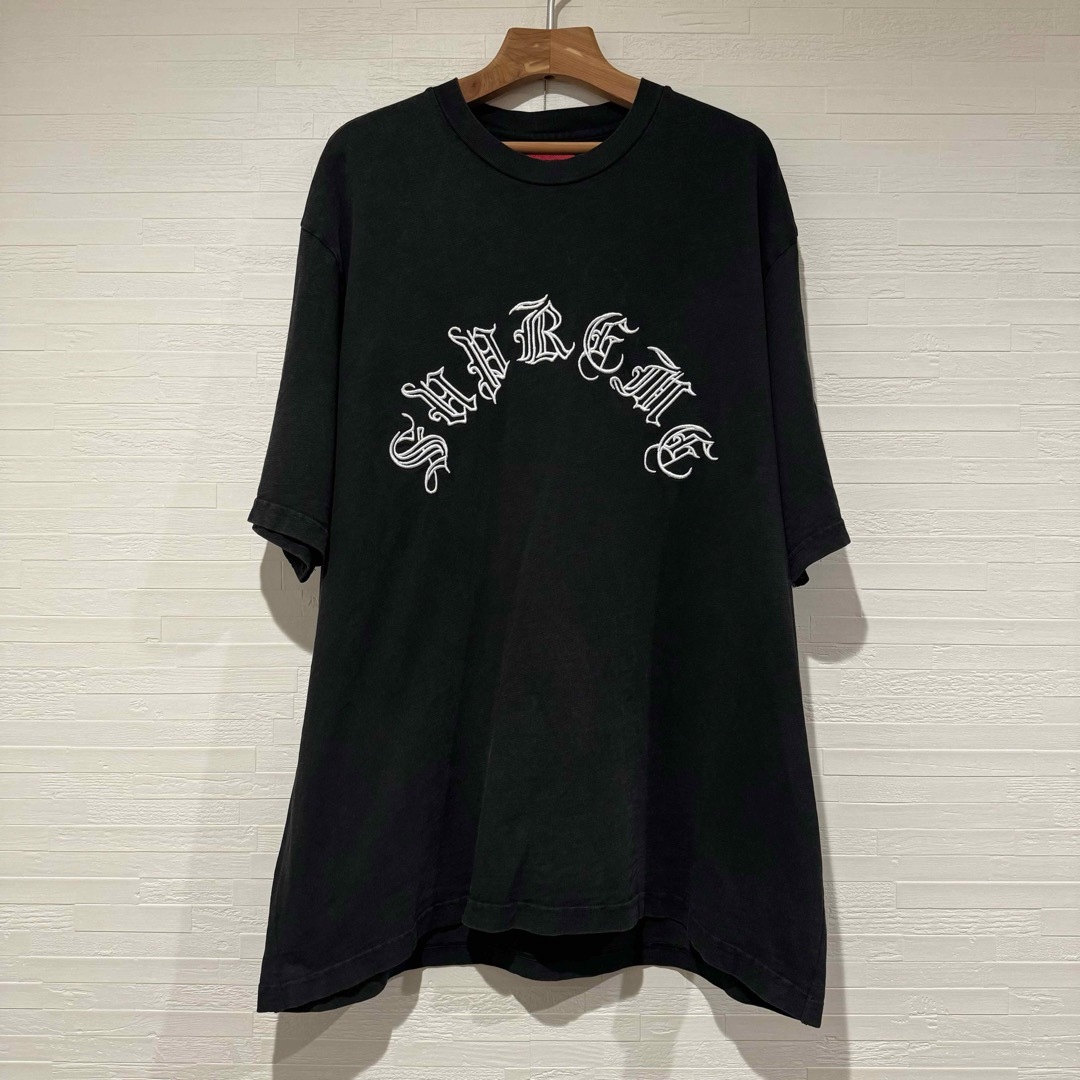 Supreme(シュプリーム)の本物 シュプリーム Supreme オールドイングリッシュ ロゴ Tシャツ XL メンズのトップス(Tシャツ/カットソー(半袖/袖なし))の商品写真