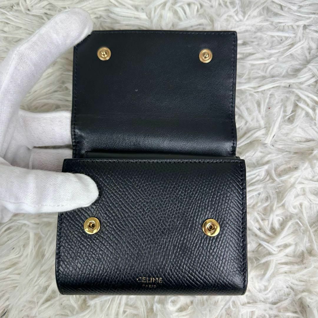 celine(セリーヌ)の美品 現行 セリーヌ スモールトリフォールドウォレット ミニ財布 新型ロゴ 黒 レディースのファッション小物(財布)の商品写真