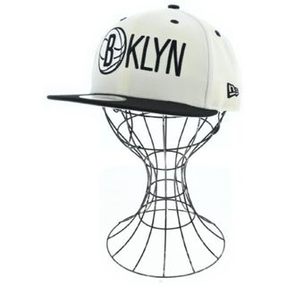 ニューエラー(NEW ERA)のNEW ERA ニューエラ キャップ - 白x黒xグレー 【古着】【中古】(キャップ)