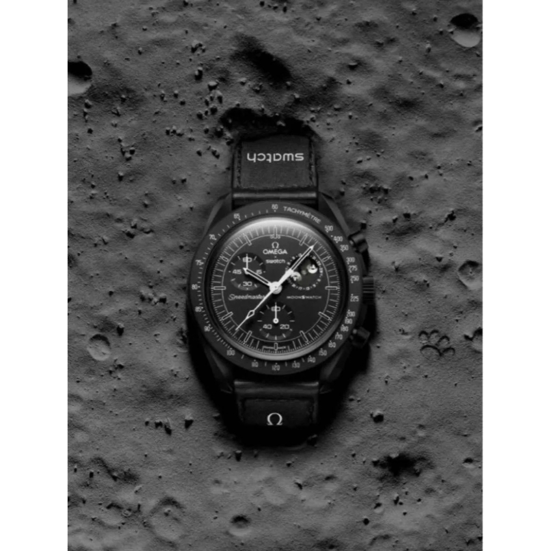swatch(スウォッチ)の【最安値】オメガスウォッチ　スヌーピー　ブラック メンズの時計(腕時計(アナログ))の商品写真
