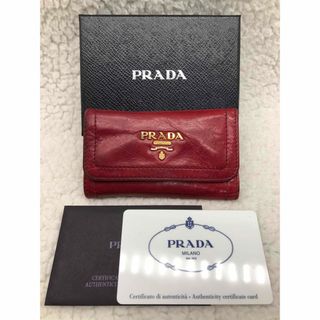 プラダ(PRADA)のPRADA プラダ　レザーキーケース　白タグ204  ギャランティカード箱付き(キーケース)