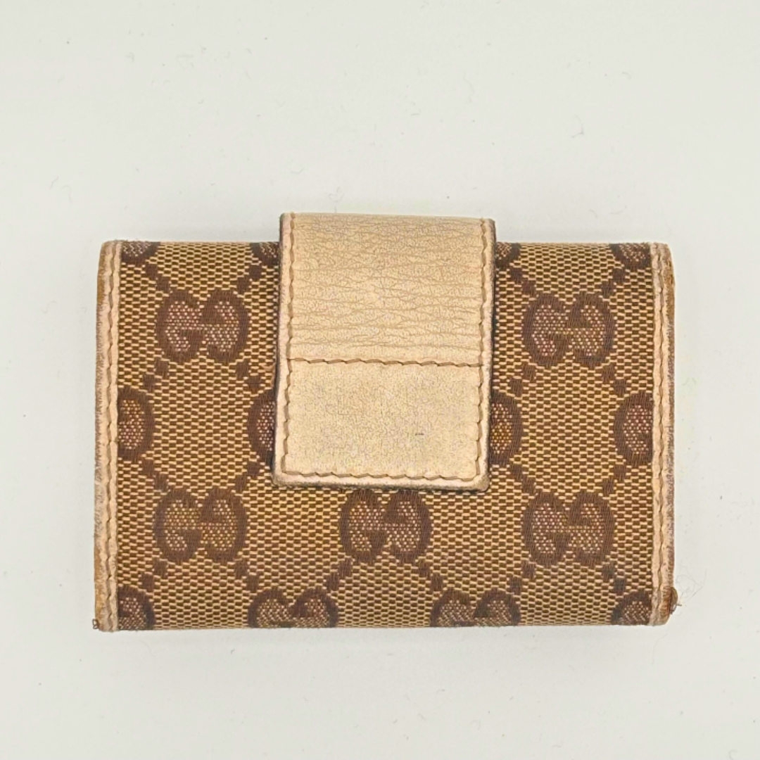 Gucci(グッチ)のGUCCI グッチ キーケース GGキャンバス ハート ロゴ金具 レザー レディースのファッション小物(キーケース)の商品写真