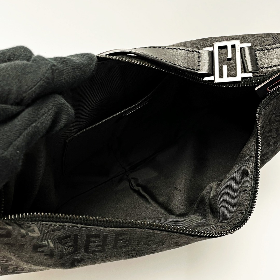 FENDI(フェンディ)の☆☆FENDI フェンディ ズッキーノ 8BR441 ブラック ハンドバッグ レディース シルバー金具 レディースのバッグ(ハンドバッグ)の商品写真