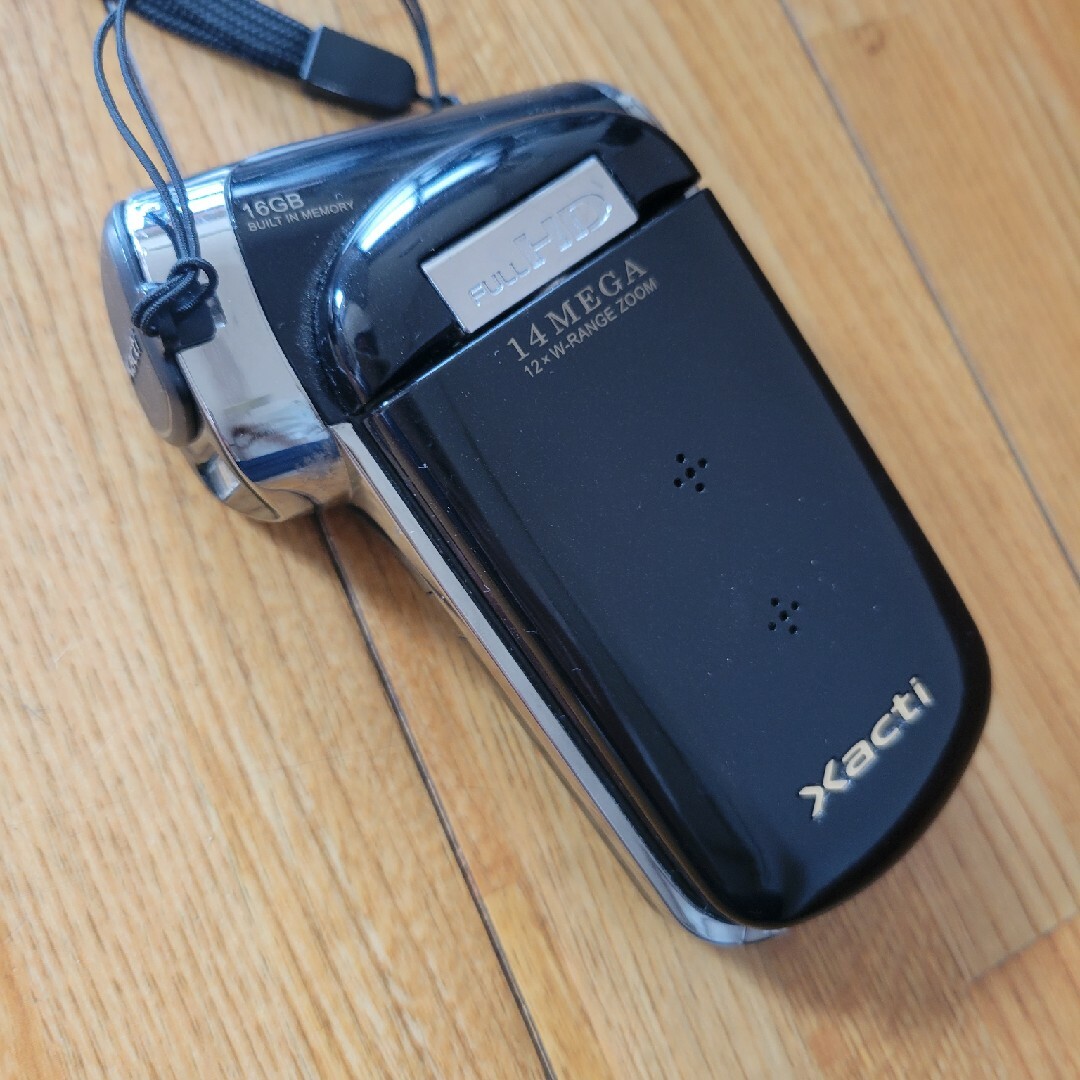 SANYO(サンヨー)のSANYO Xacti DMX-CG110 スマホ/家電/カメラのカメラ(ビデオカメラ)の商品写真