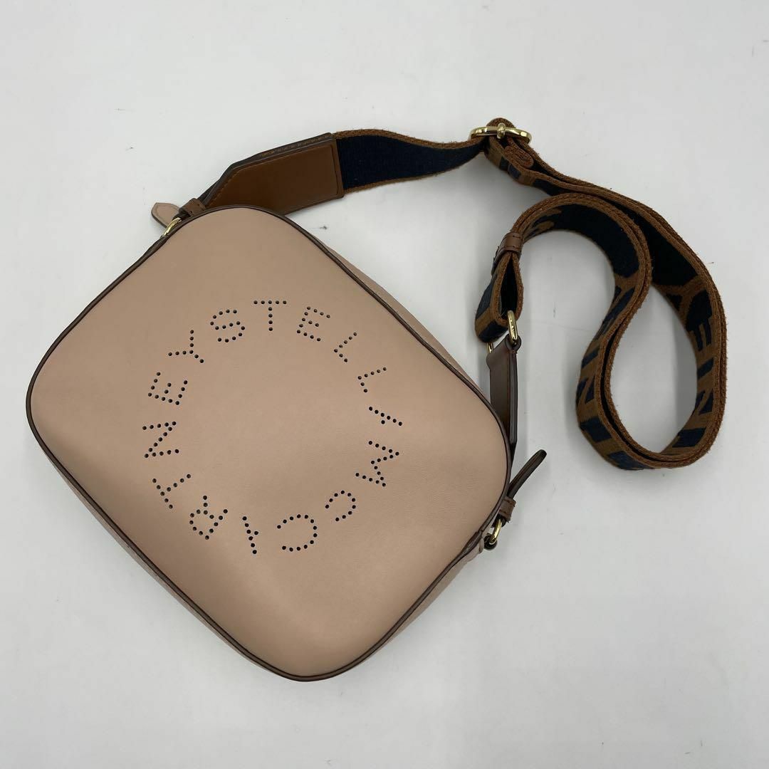 Stella McCartney(ステラマッカートニー)の極美品 ステラマッカートニー サークルロゴ ショルダー カメラバッグ パンチング レディースのバッグ(ショルダーバッグ)の商品写真