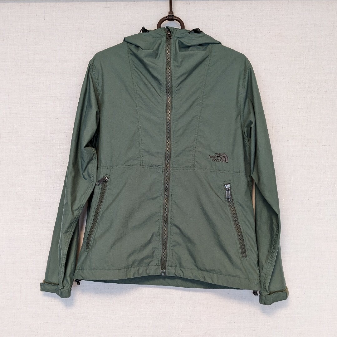 THE NORTH FACE(ザノースフェイス)のTHENORTHFACE　ウィンドブレーカーNPW71830　Mサイズ レディースのジャケット/アウター(ナイロンジャケット)の商品写真